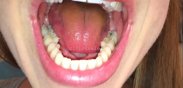  Britneys Mouth Video 3 Preview